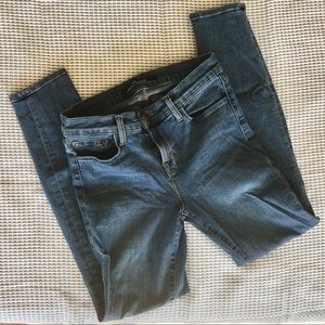 J BRAND Mid Rise Crop Skinny Jeans (Beloved)